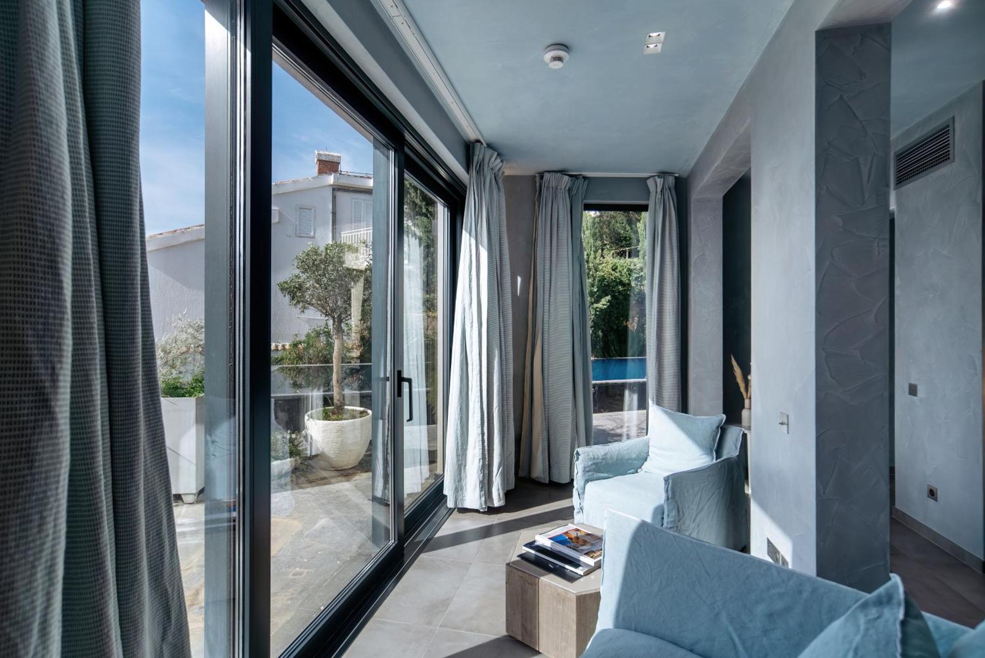 Villa Geba Boutique Hotel スヴェティ・ステファン 部屋 写真
